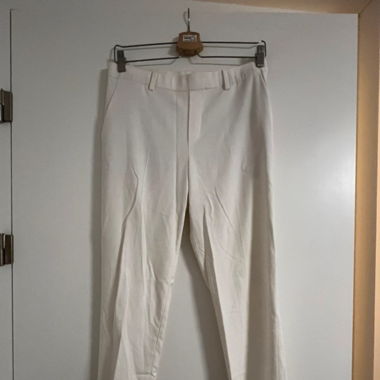 Weiße Stoffhose