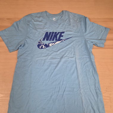 T-shirt Nike