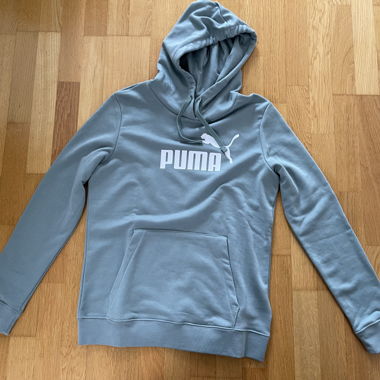 Pull Puma à capuche, jamais porté 