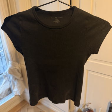 Brandy Melville Black Shirt