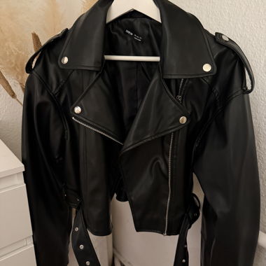 Leather jacket