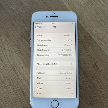 Apple iPhone 7, 32 GB, Silber