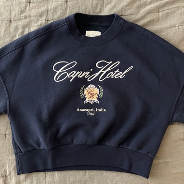Abercrombie & Fitch Sweater