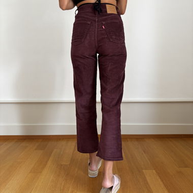 Pantalon en velours côtelé Levis
