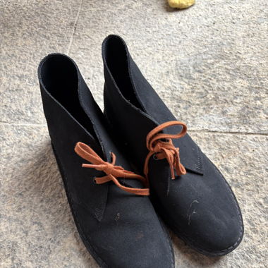 Clarks zu verkaufen