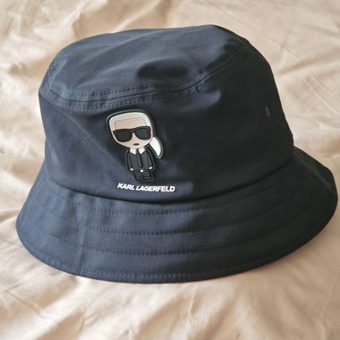 Cappello bucket Karl Lagerfeld