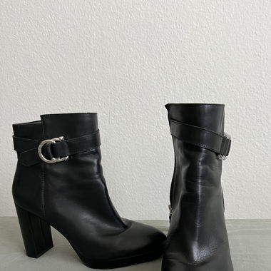 Schöne Stiefeletten