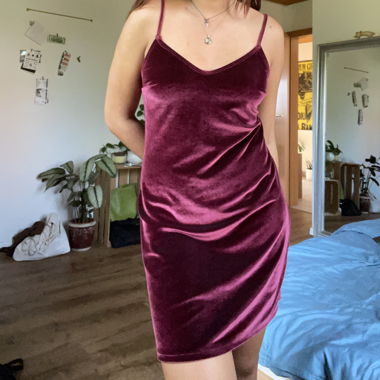 Hollister velvet dress🎈
