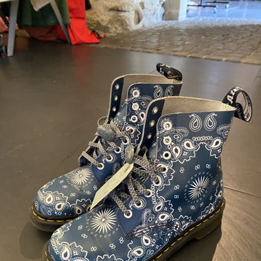 Doc Martens blue 