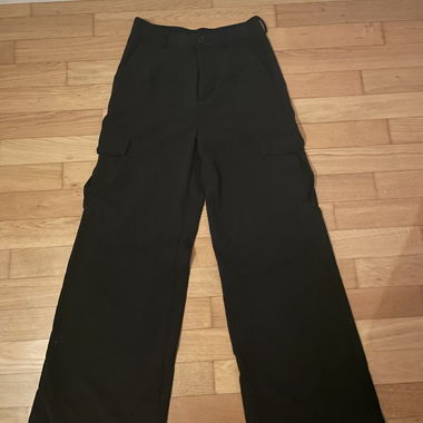 Black trousers