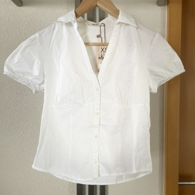 White Short-Sleeve Blouse Stradivarius XS