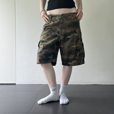 vintage baggy cargo levis shorts