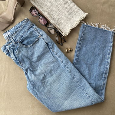 Straight Cut Jeans
