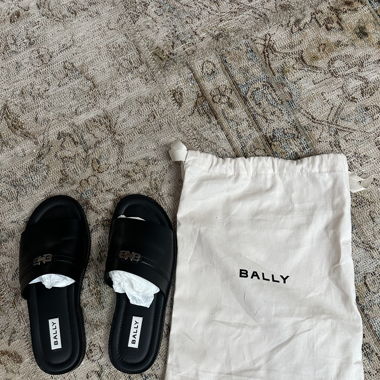 Bally Gelsyen leather slide sandals (Dubai only)