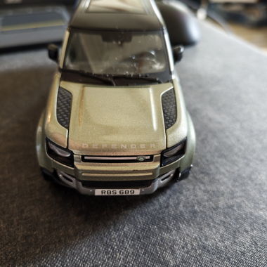Landrover Defender 