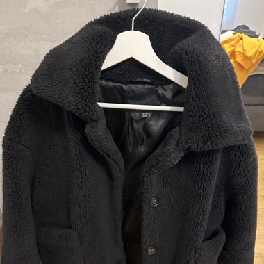 schwarze Jacke