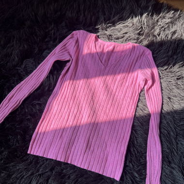 Sweater soft and warm