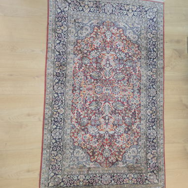 Hand-knotted Oriental Silk Carpet