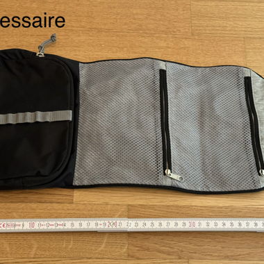 Necessaire / Kulturtasche