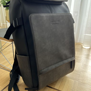 Rucksack “Bali” schwarz von Kapten & Son, grosses Modell!
