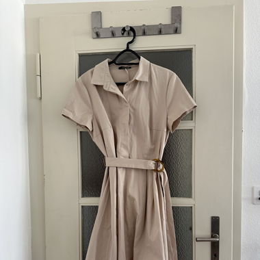 Neues beiges Kleid von Peek & Cloppenburg