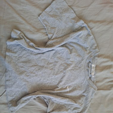 Croped Nike shirt