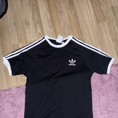 adidas tee