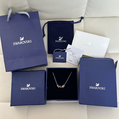 Collier Swarovski MESMERA rose rouge argent