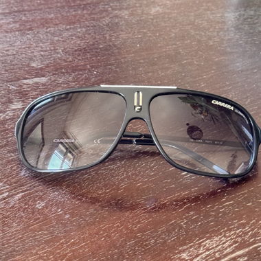 Lunettes de soleil Carrera vintage 