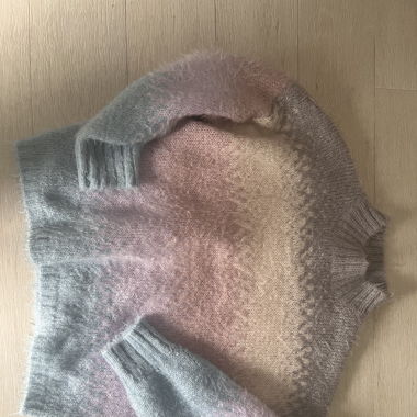 Jolie pull 