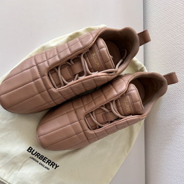 Baskets élégantes Burberry