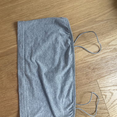 graues crop top