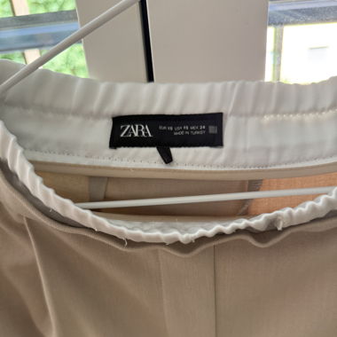 Zara Hose