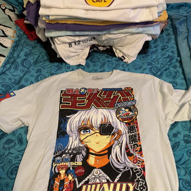 Anime Bershka T-Shirt