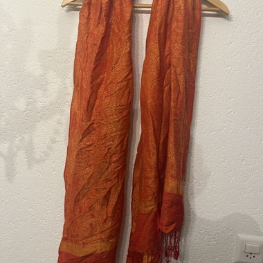 Écharpe orange à motif
