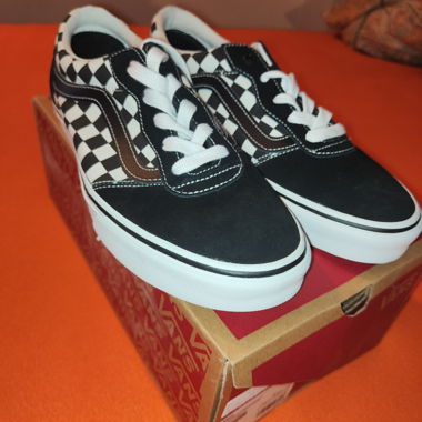 Vans Schuhe neu Nr. 42