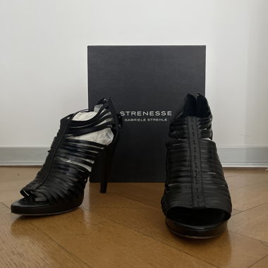 Stenesse High Heel Sandals