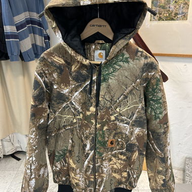 Carhartt camo jacket size L