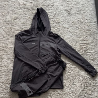 Ensemble survêtement Nike 