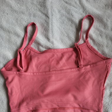 Bauchfreies Top