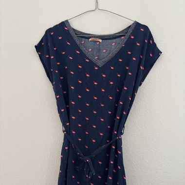 Sommerkleid mit rosa Flamingos