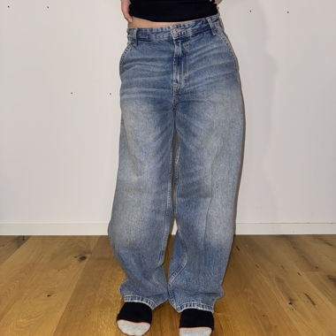 Bershka balloon jeans - light faded blue
