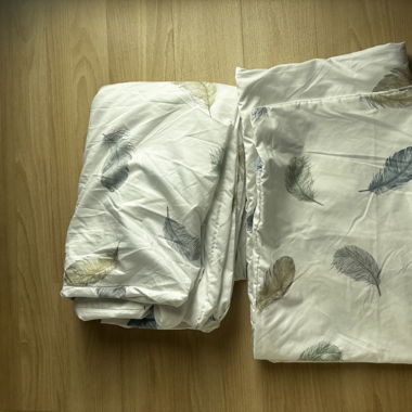 Nagelneue Bettwäsche 200x210 cm 