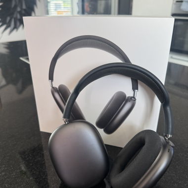 Verkaufe Neuwertige Apple Airpods Max Pro