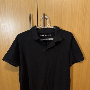 Black shirt