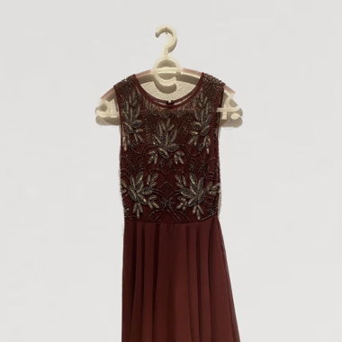 Lace & Beads bordeaux rotes Kleid