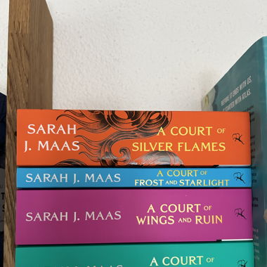 A court of Thrones - Acotar series (english)