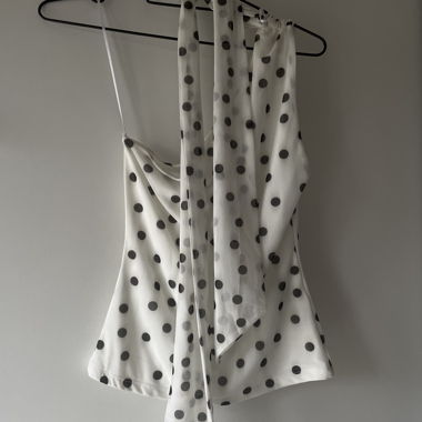 Polka-Dot-Top