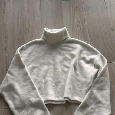 Pull court blanc 