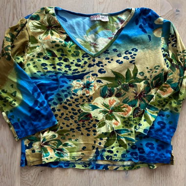 vintage cropped animal print shirt with sequins 